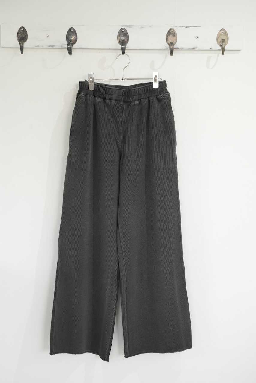 KANEMASA PHIL.  「18G Garment Dye Pants」