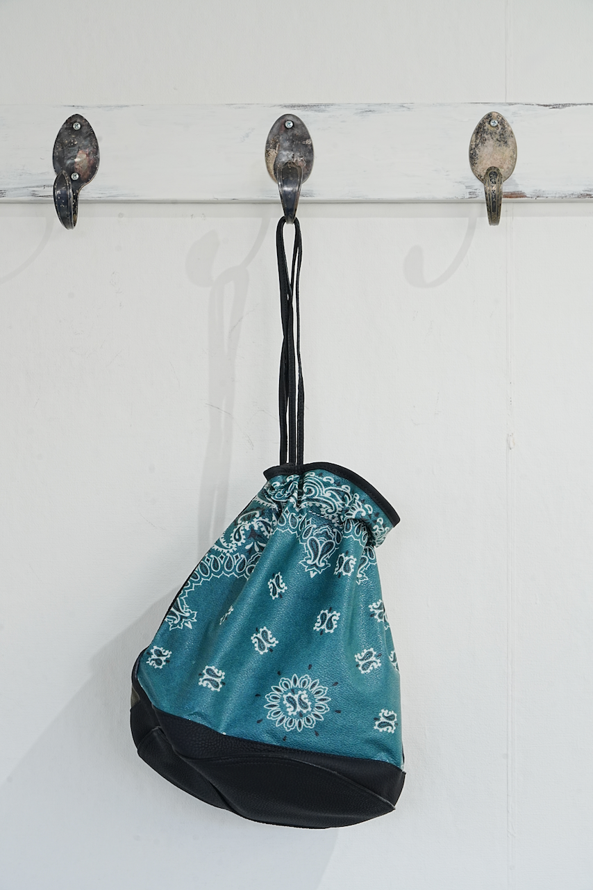 Children of the discordance ・BANDANNA PATCHWORK DRAWSTRING BAG(MIX)