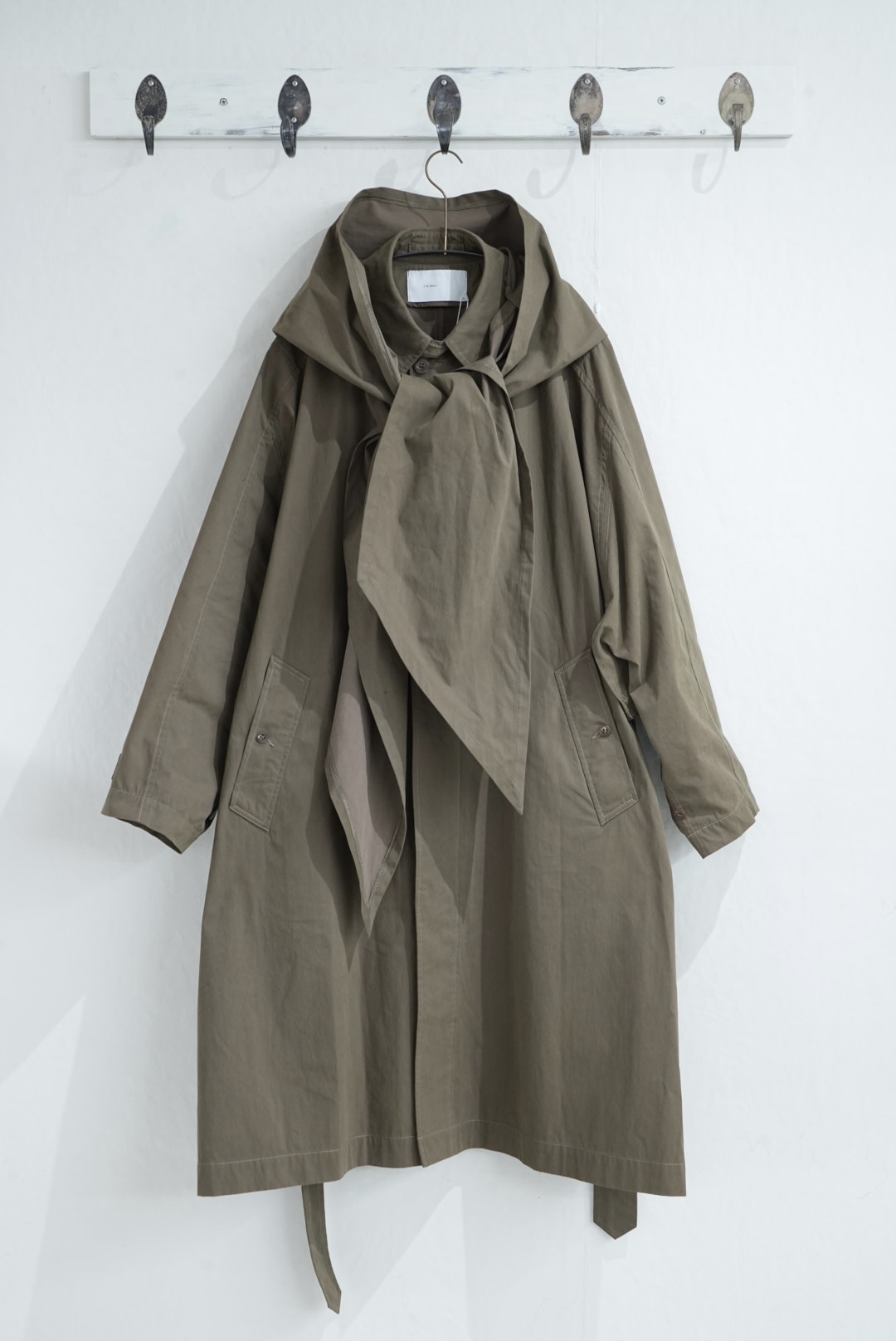 i'm here：　HAOLI TRENCH COAT :